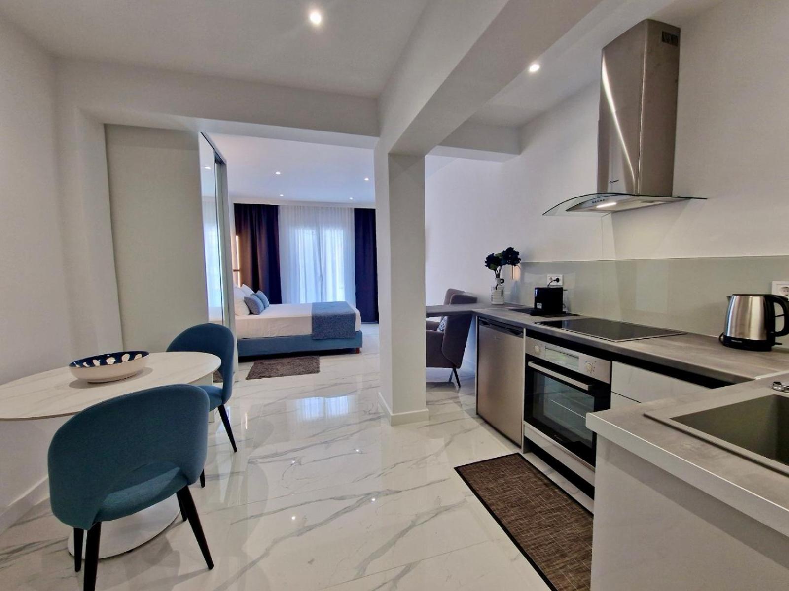 Kassiopi Piazza Suites Exteriér fotografie
