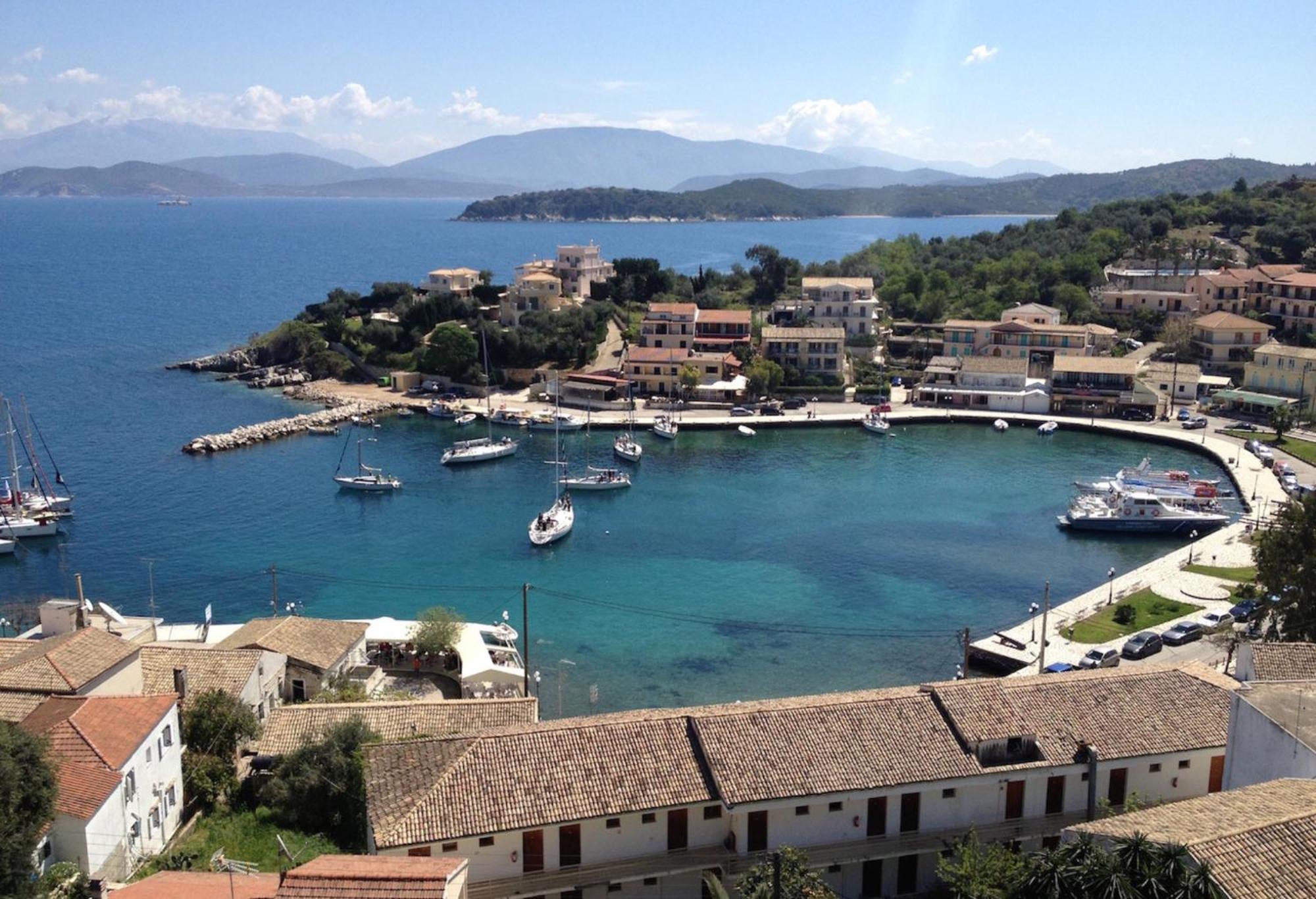 Kassiopi Piazza Suites Exteriér fotografie